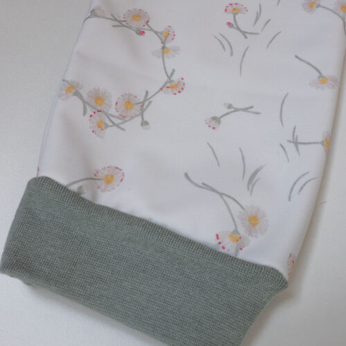 Waterafstotende buitenspeelbroek - Madeliefjes